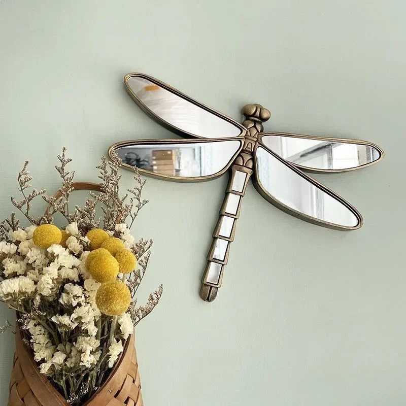 Decorative Mirror - A7-25 กระจกวินเทจดีไซน์สร้างสรรค์ รูปแมลงปอ กระจกแขวนผนัง สำหรับตกแต่งผนังพื้นหลังร้านอาหาร กระจกตกแต่งทางเข้า