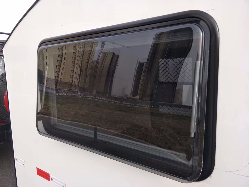 หน้าต่างแบบผลักออกพร้อมม่านบัง - Curtain Curtain บทวิจารณ์และราคา